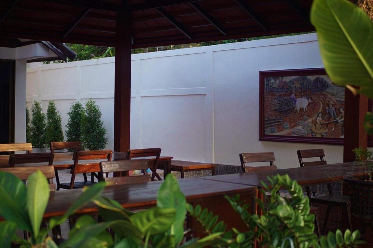 Punyin Hotel Inthanon -ปั้นหยิ่น โฮเทล Chom Thong Extérieur photo